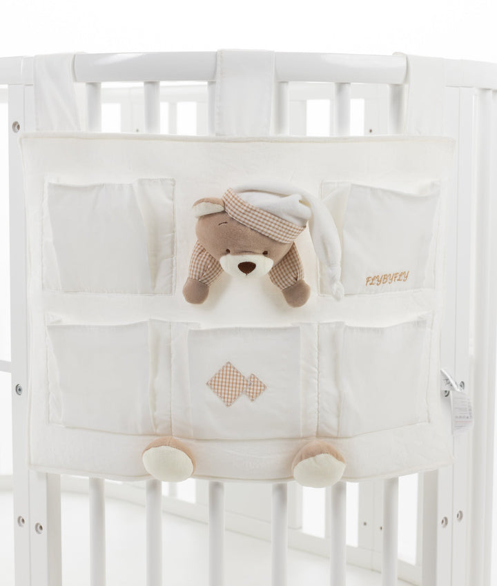 Baby nursery organiser in white and beige
