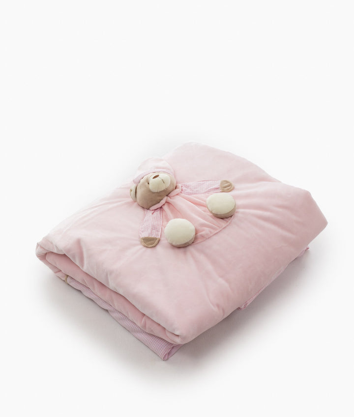 Pink quilt and cover set for toddlers